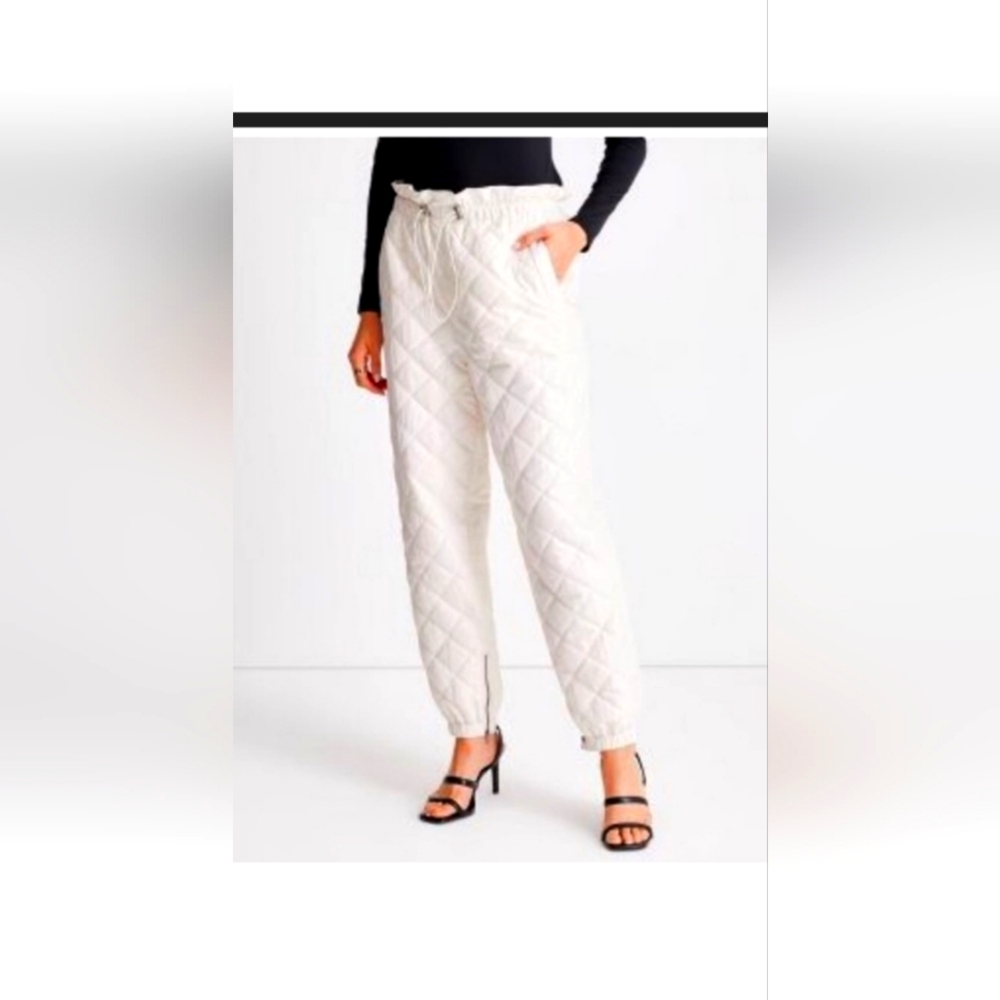 Quilted High Rise Cinch Waist Joggers